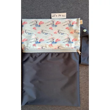 Mosható pelenkazsák- cipzáras, patentos füles- repülőgép+ sötétkék-nagy-25 cm x 37 cm