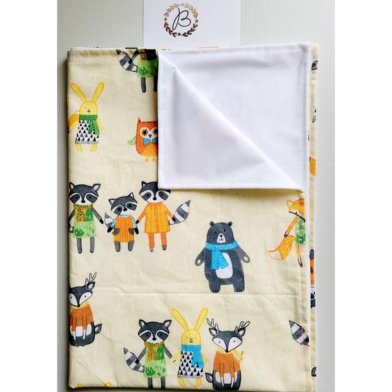 Mosható pelenkázó alátét- vízhatlan-50cmx70cm - állatok 